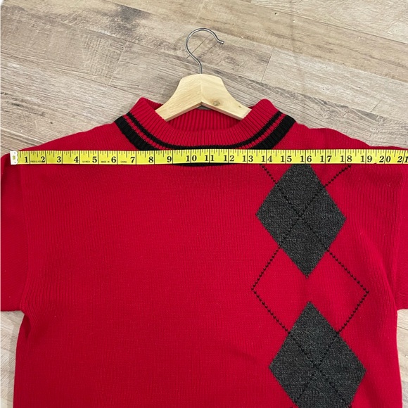 Vintage | Darian Red Knit Pull Over Sweater - Picture 7 of 11